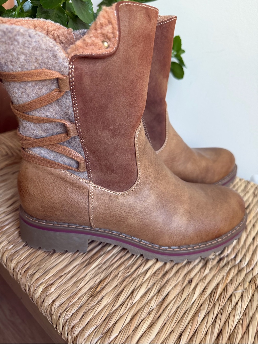 Patricia by Spring Step Brown & Tan Suede-Trim Lace Back Winter Boots Size 38